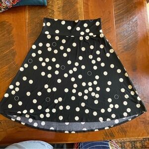 Cute black a line midi skirt with off white circles and dots!